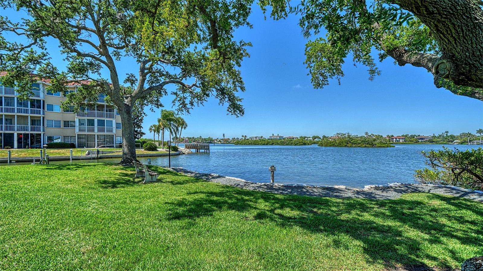 1355 S PORTOFINO DR #103 — photo 67