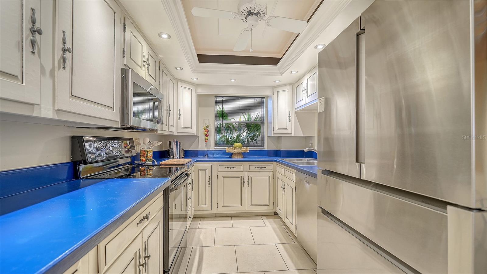 1355 S PORTOFINO DR #103 — photo 31