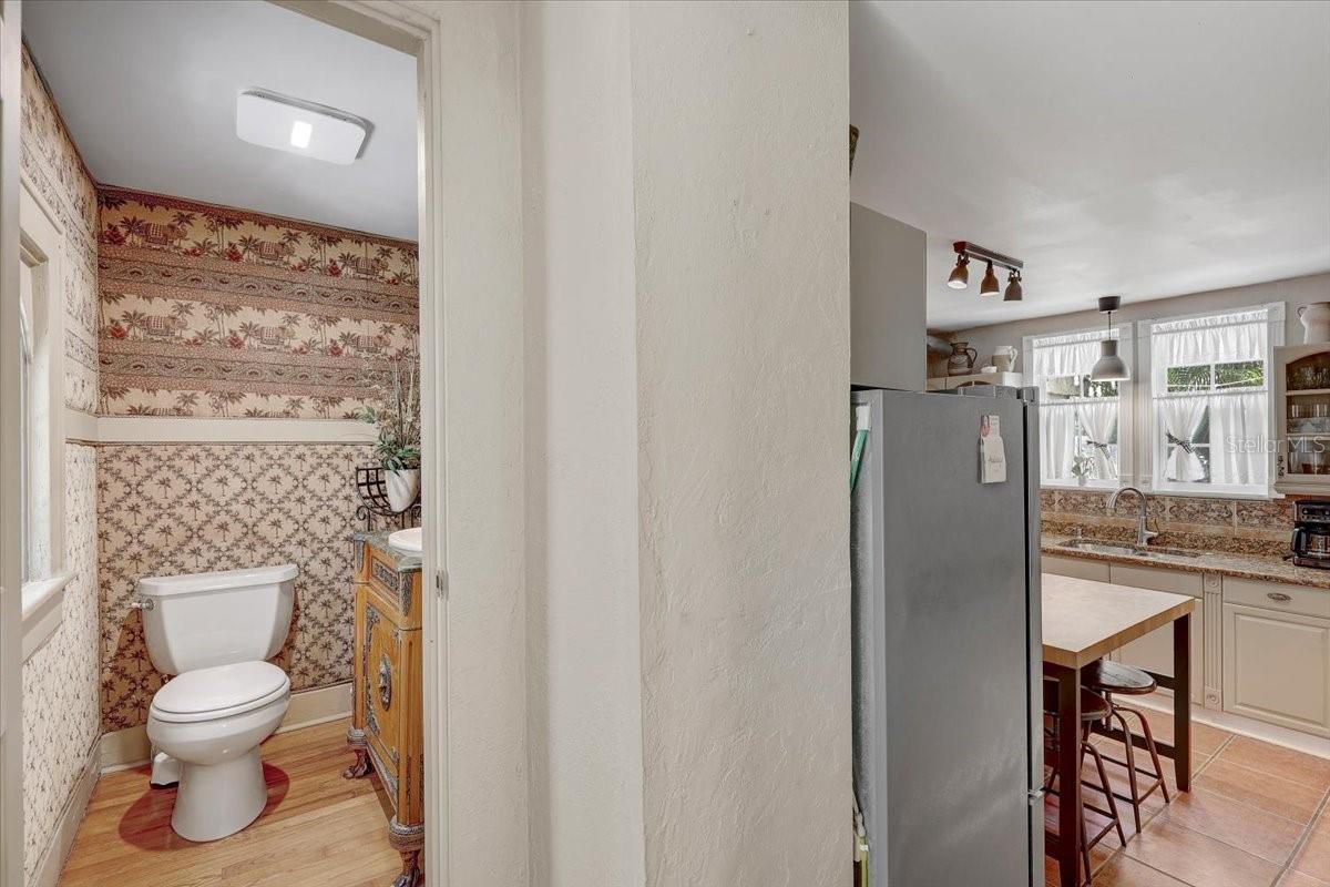 325 49TH ST N — photo 26