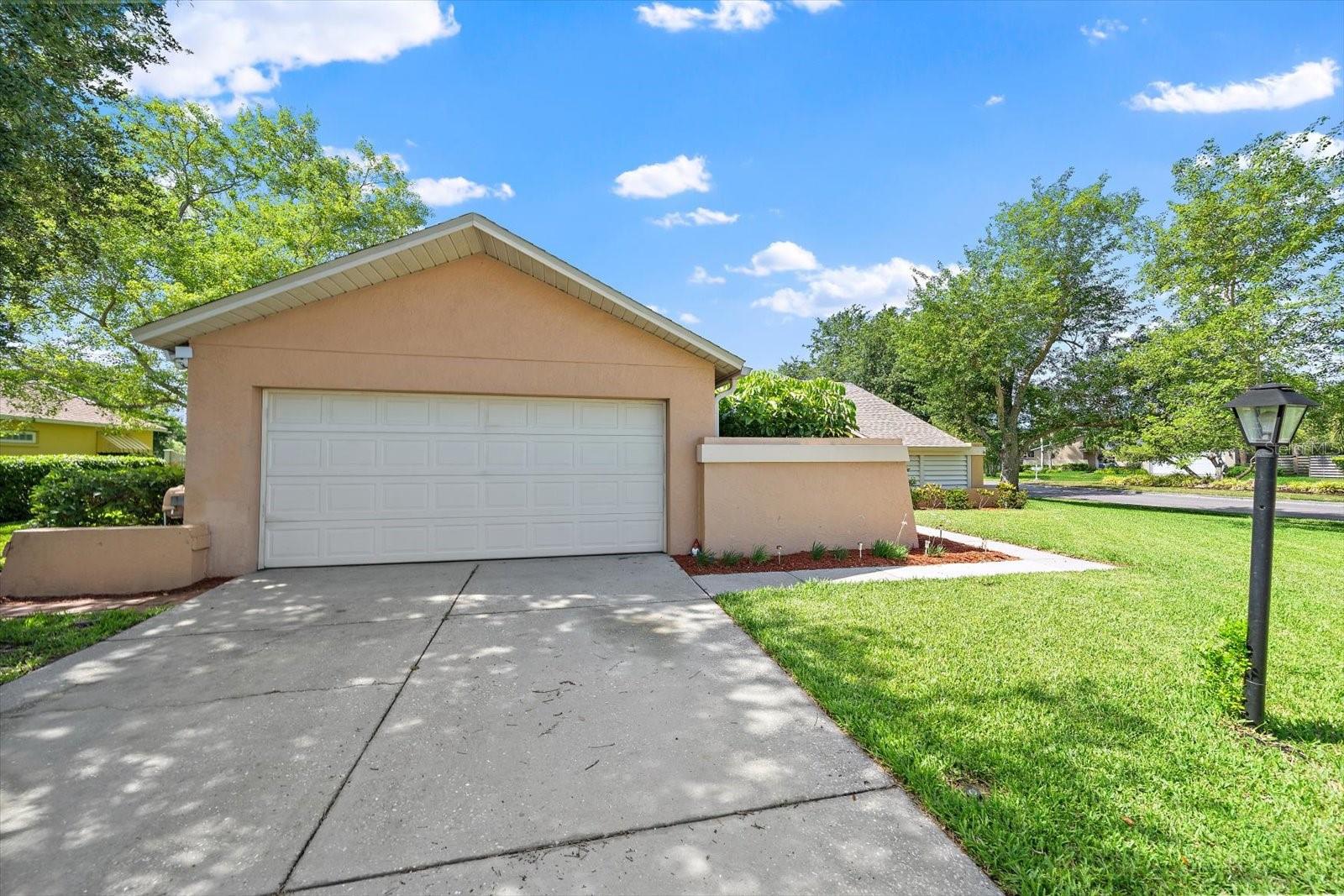 4352 KINGSTON LOOP — photo 36