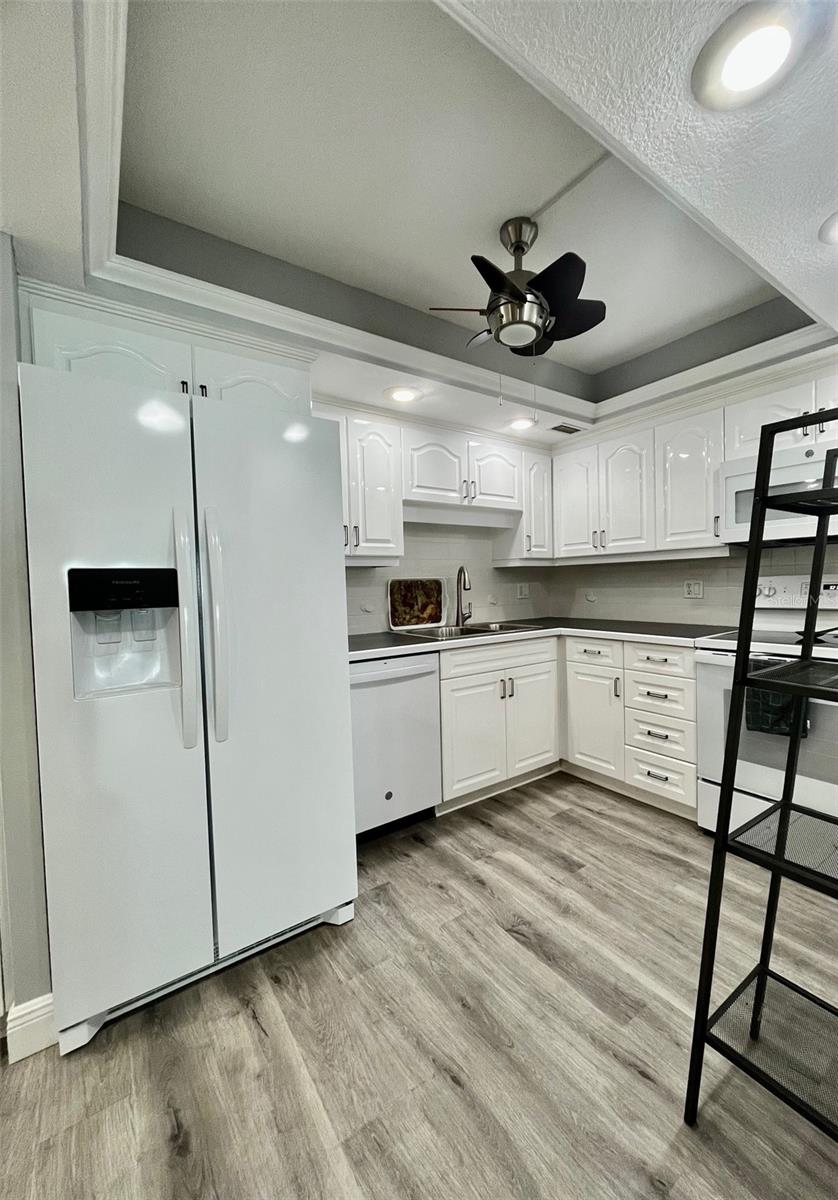 851 BAYWAY BLVD #405 — photo 10