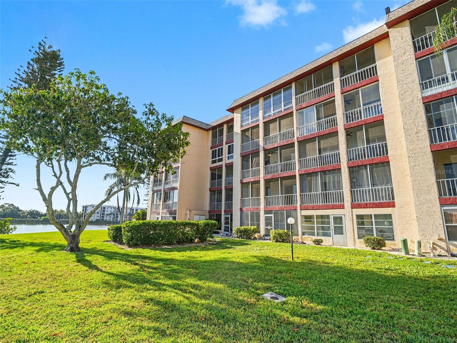 3915 LAKE BAYSHORE DR #306 — photo 21