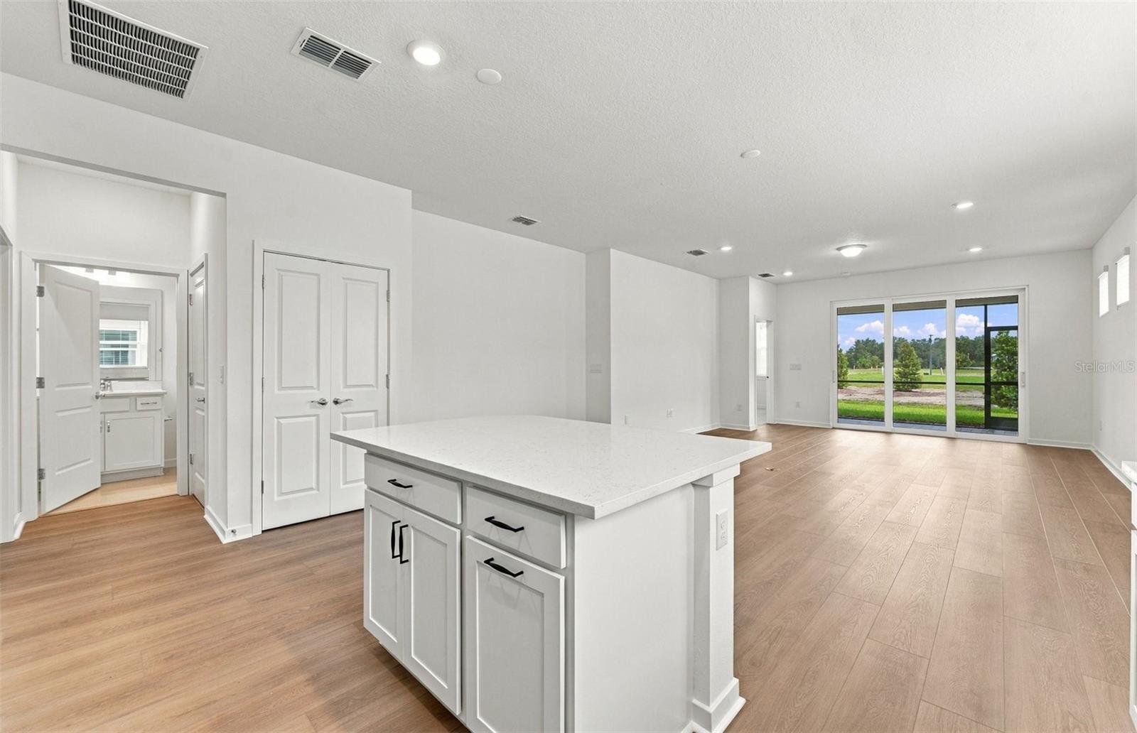 12510 ADOBE ST — photo 4