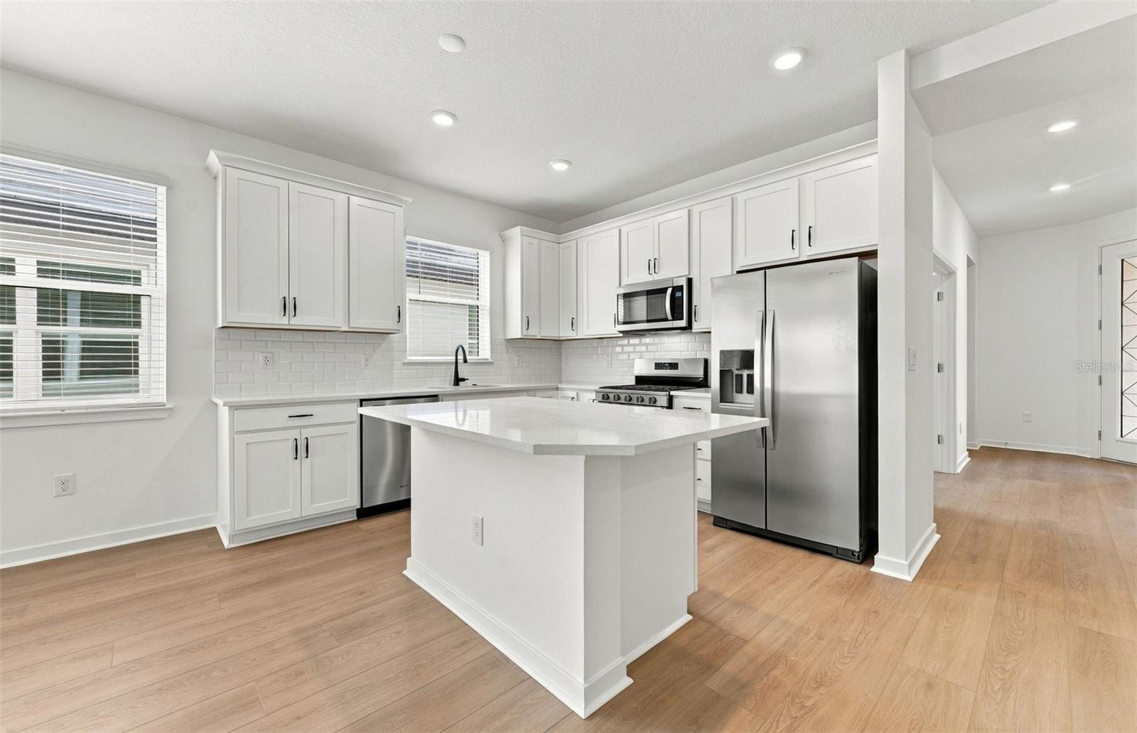 12510 ADOBE ST — photo 3