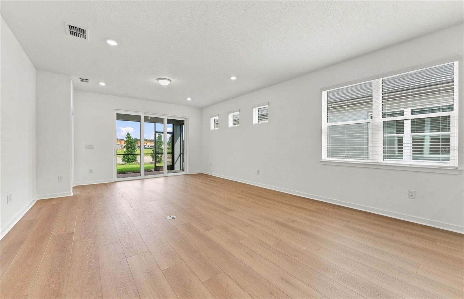12510 ADOBE ST — photo 6