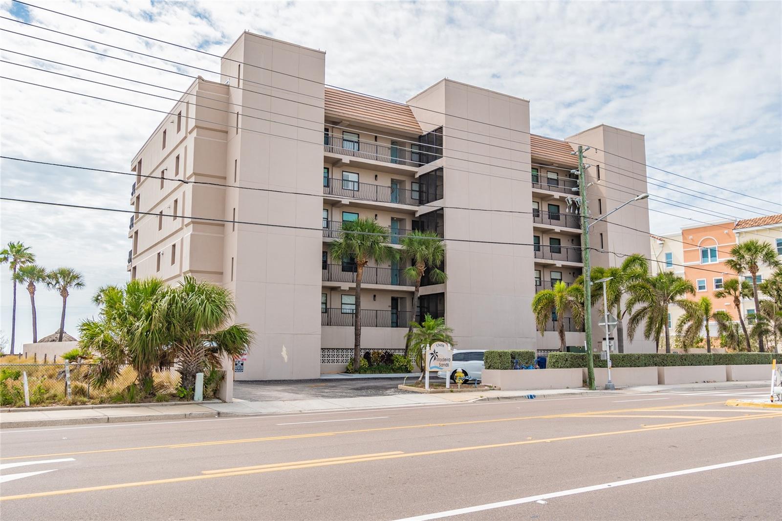 13650 GULF BLVD #402 — photo 39