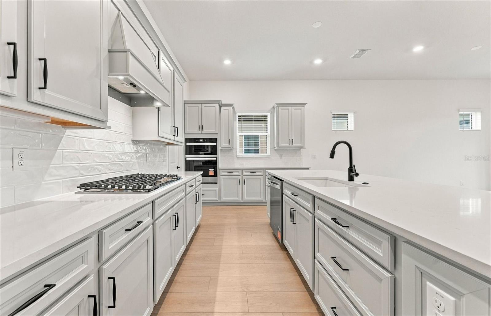 11316 CLAY AVE — photo 4