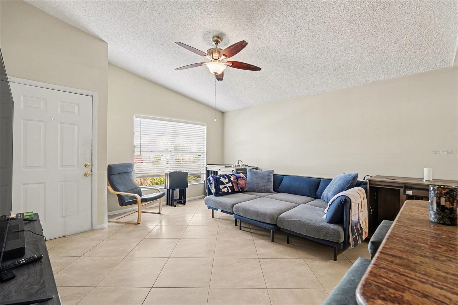 412 W IDLEWILD AVE — photo 9