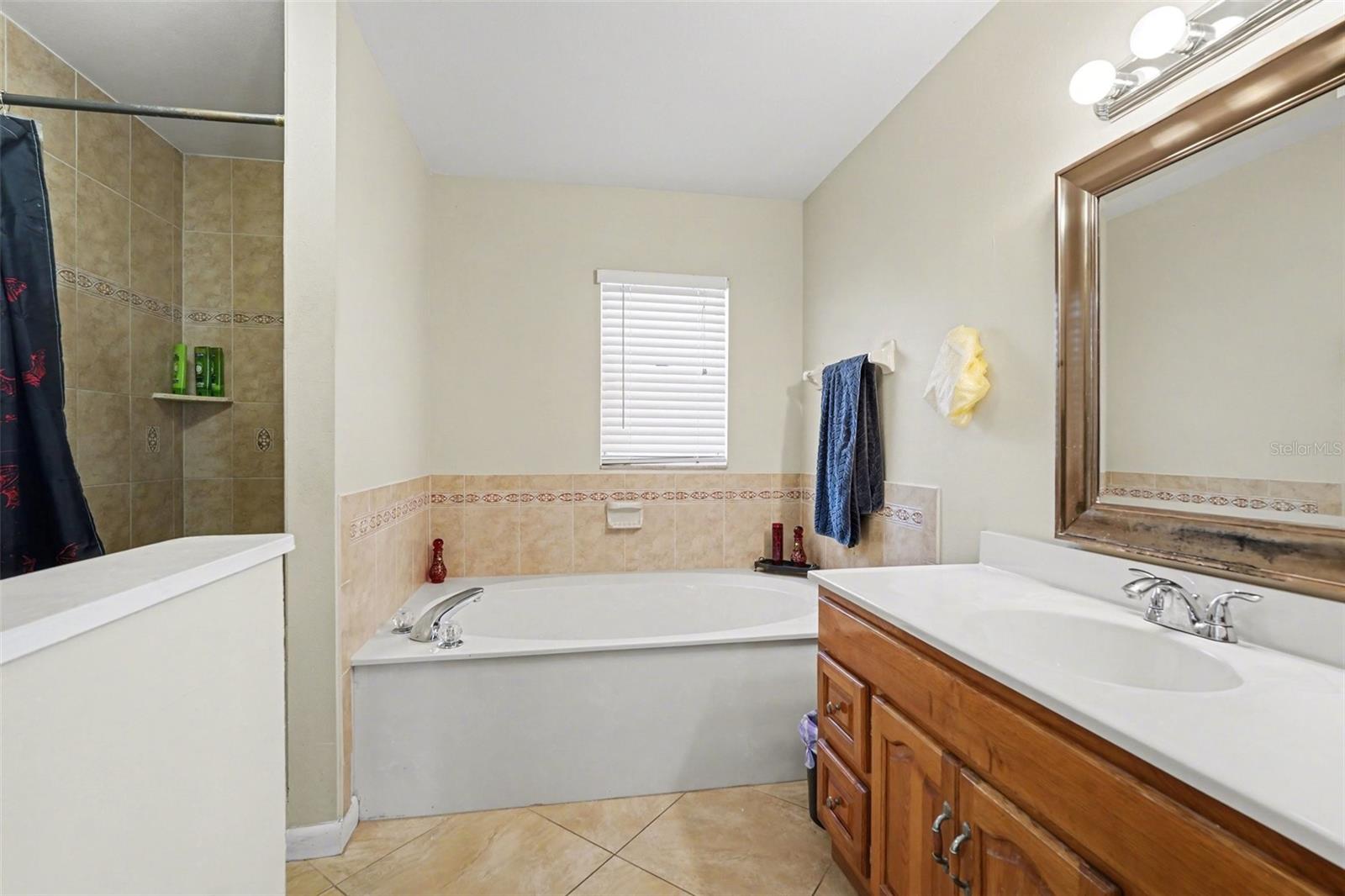 412 W IDLEWILD AVE — photo 19
