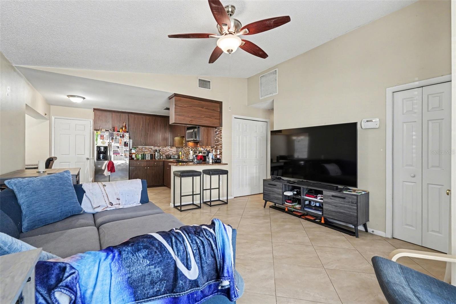 412 W IDLEWILD AVE — photo 6