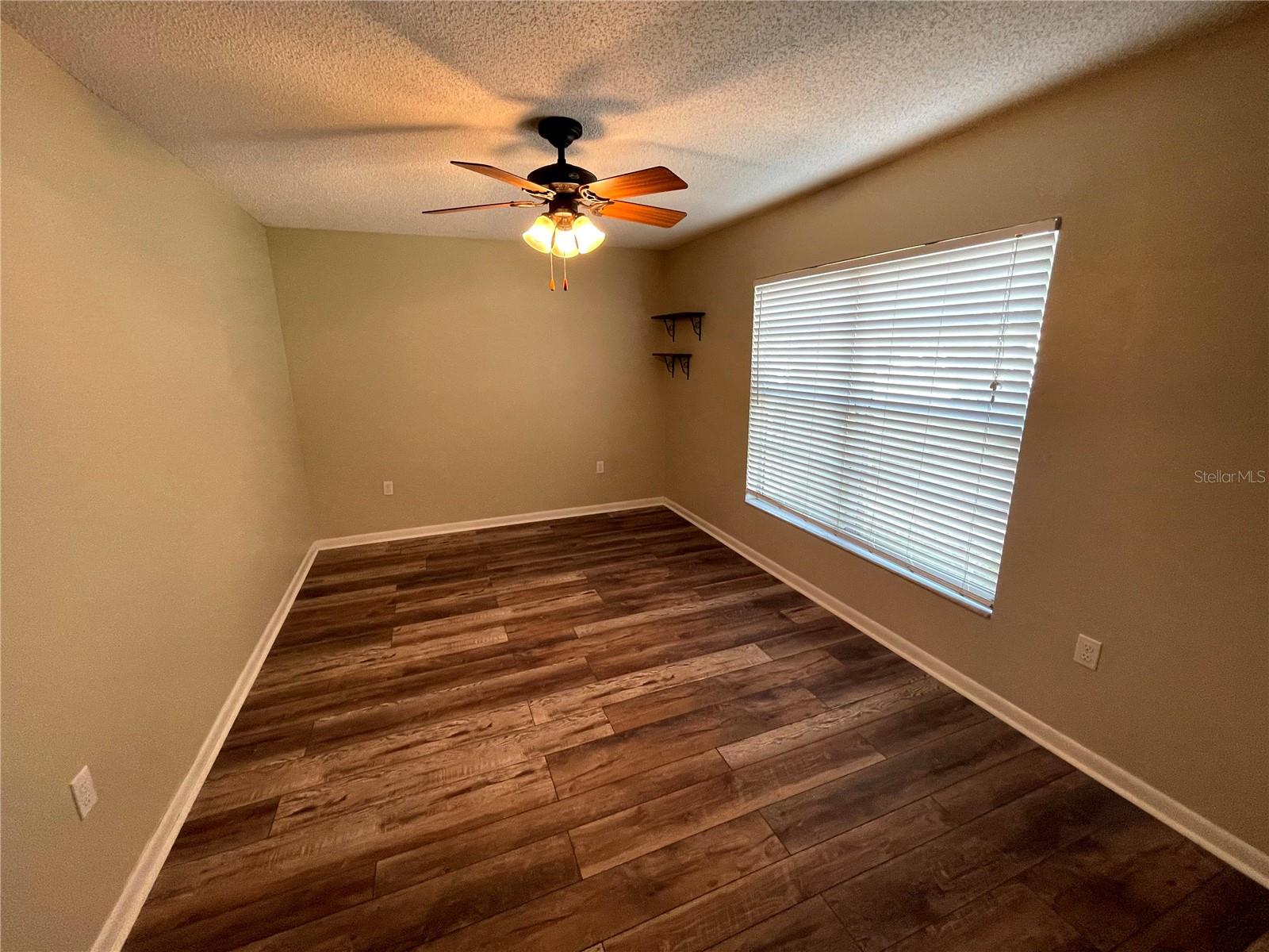 412 W IDLEWILD AVE — photo 37