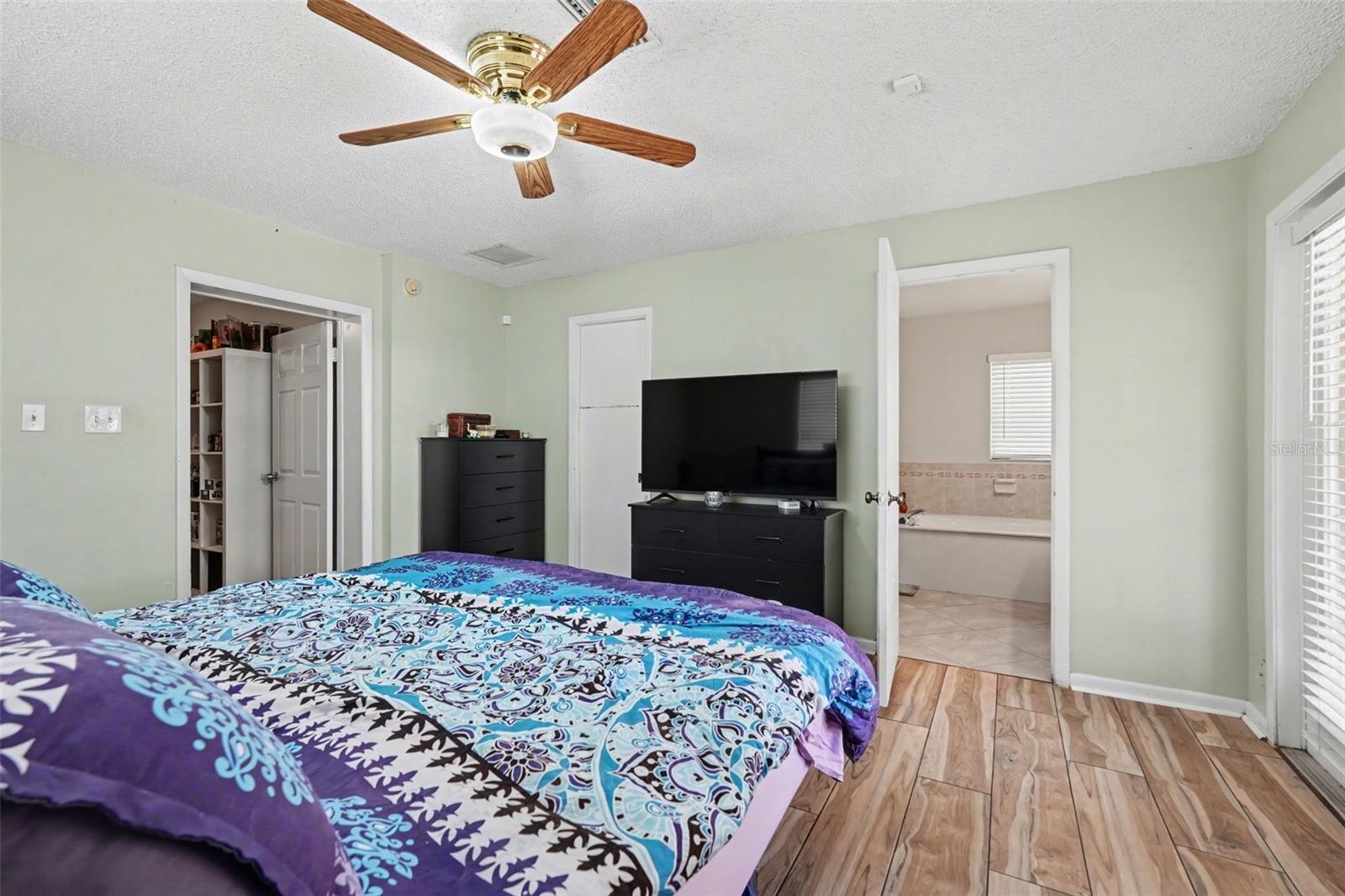 412 W IDLEWILD AVE — photo 17