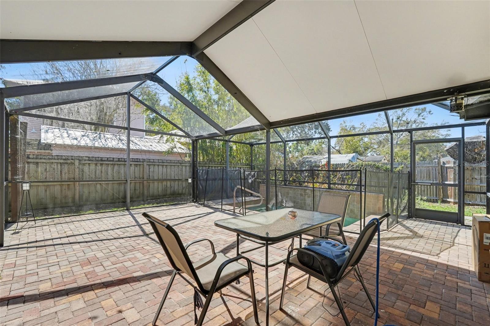 412 W IDLEWILD AVE — photo 28