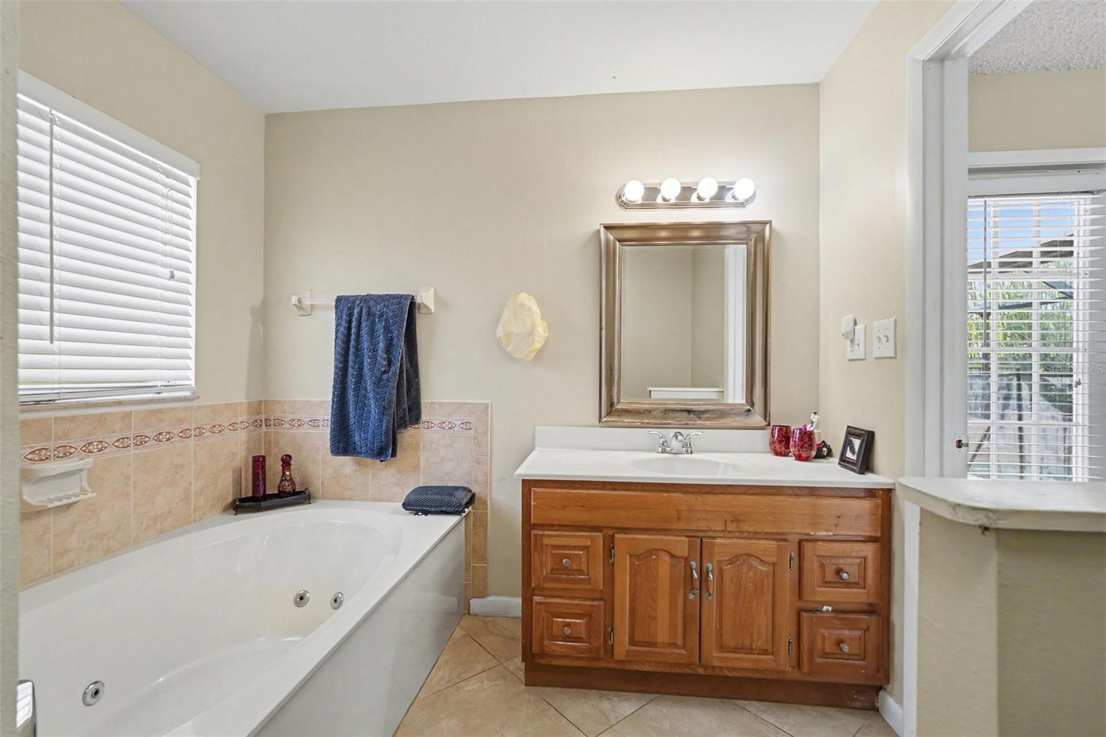 412 W IDLEWILD AVE — photo 18