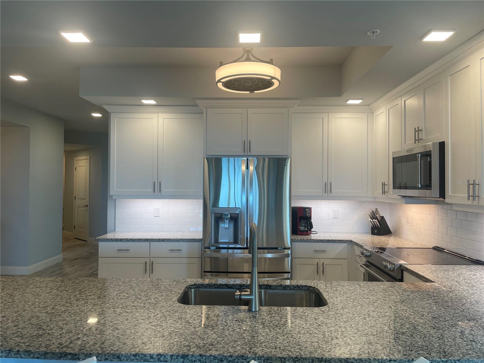 260 HIDDEN BAY DR #401 — photo 10