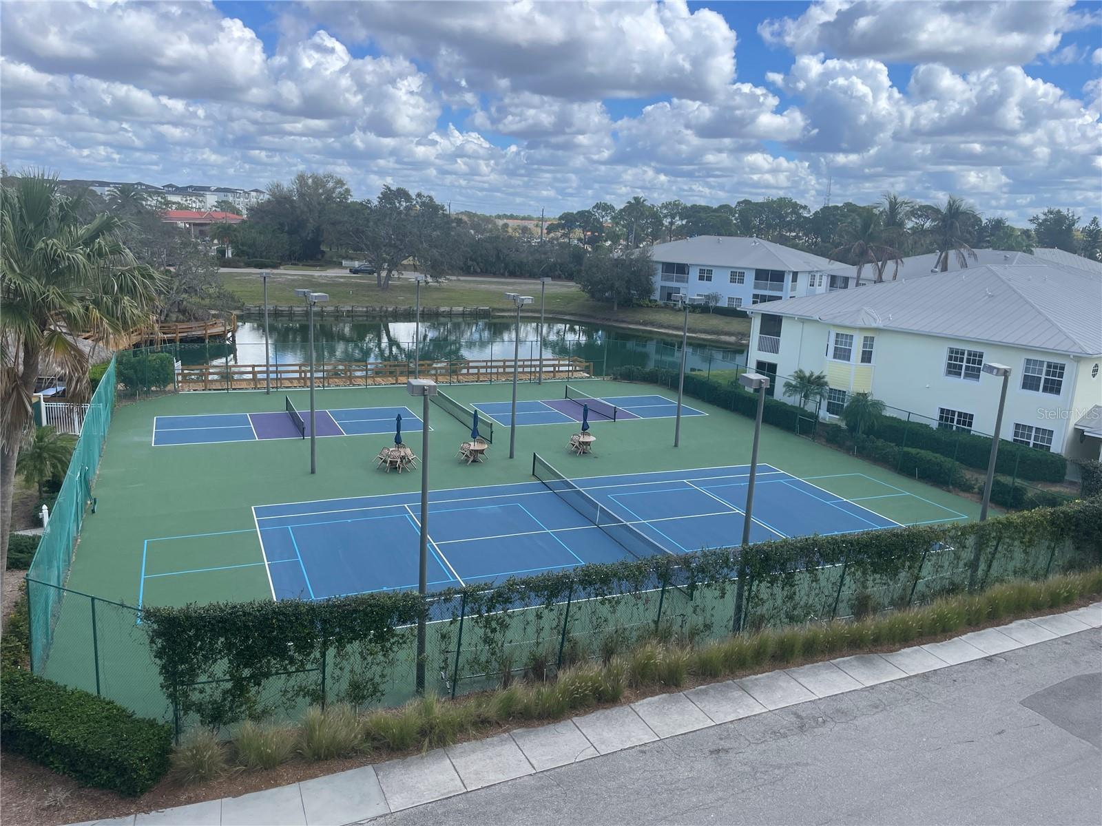 260 HIDDEN BAY DR #401 — photo 40