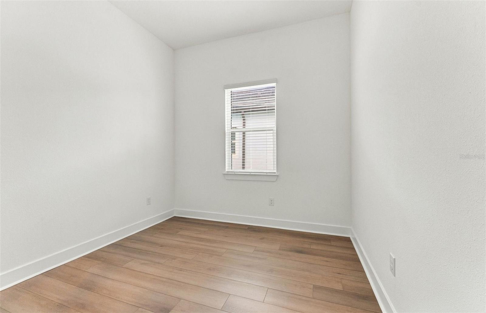 11320 CLAY AVE — photo 13