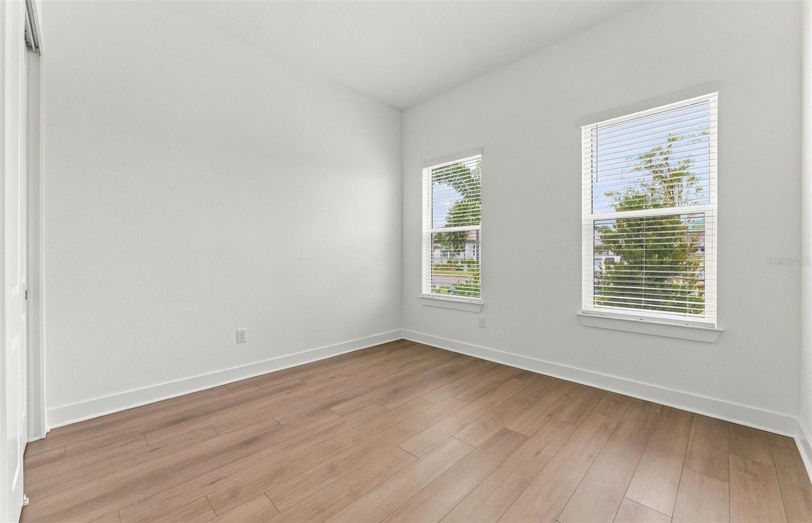 11320 CLAY AVE — photo 11