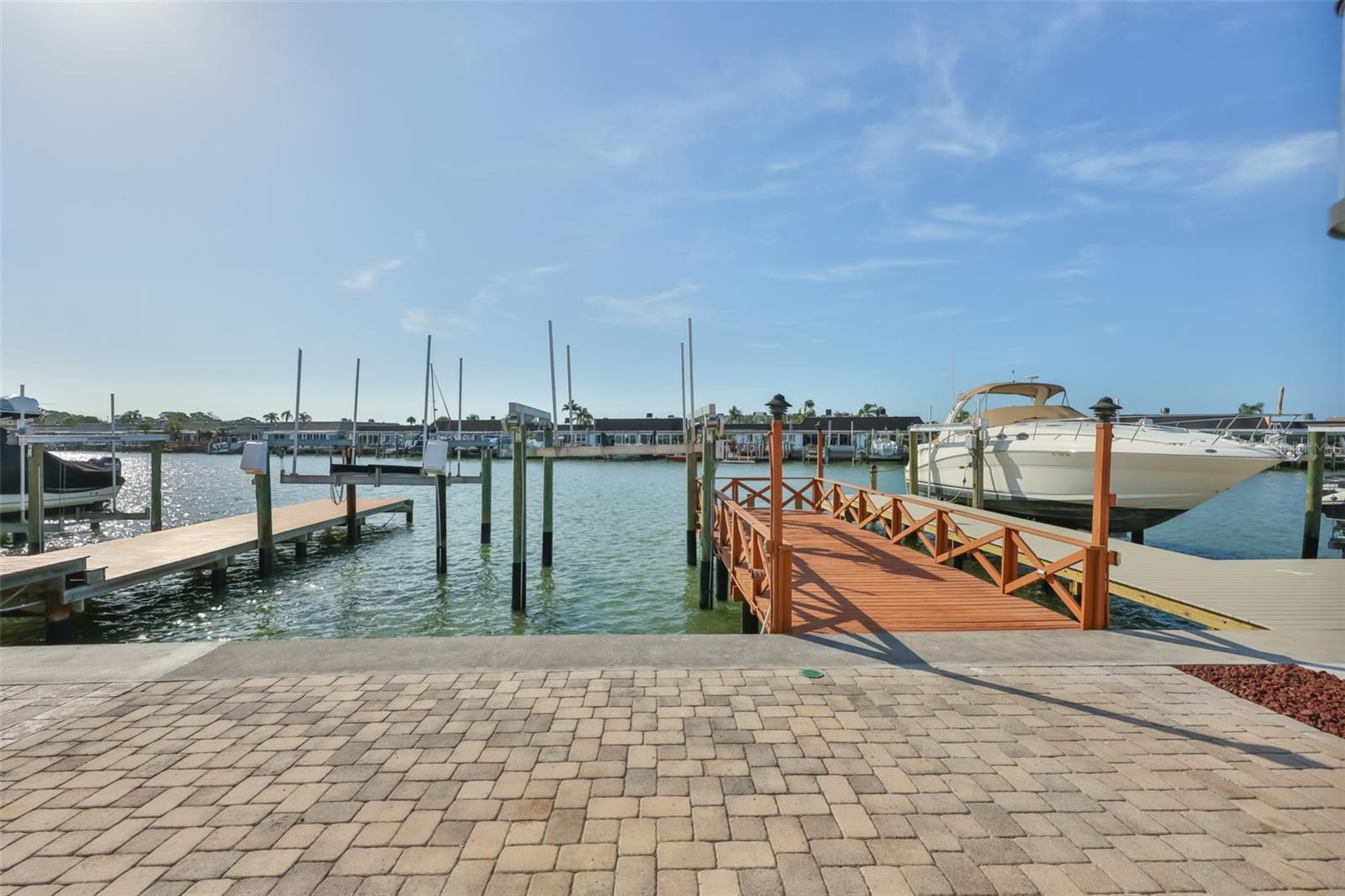 574 BOCA CIEGA POINT BLVD N #2205 — photo 3