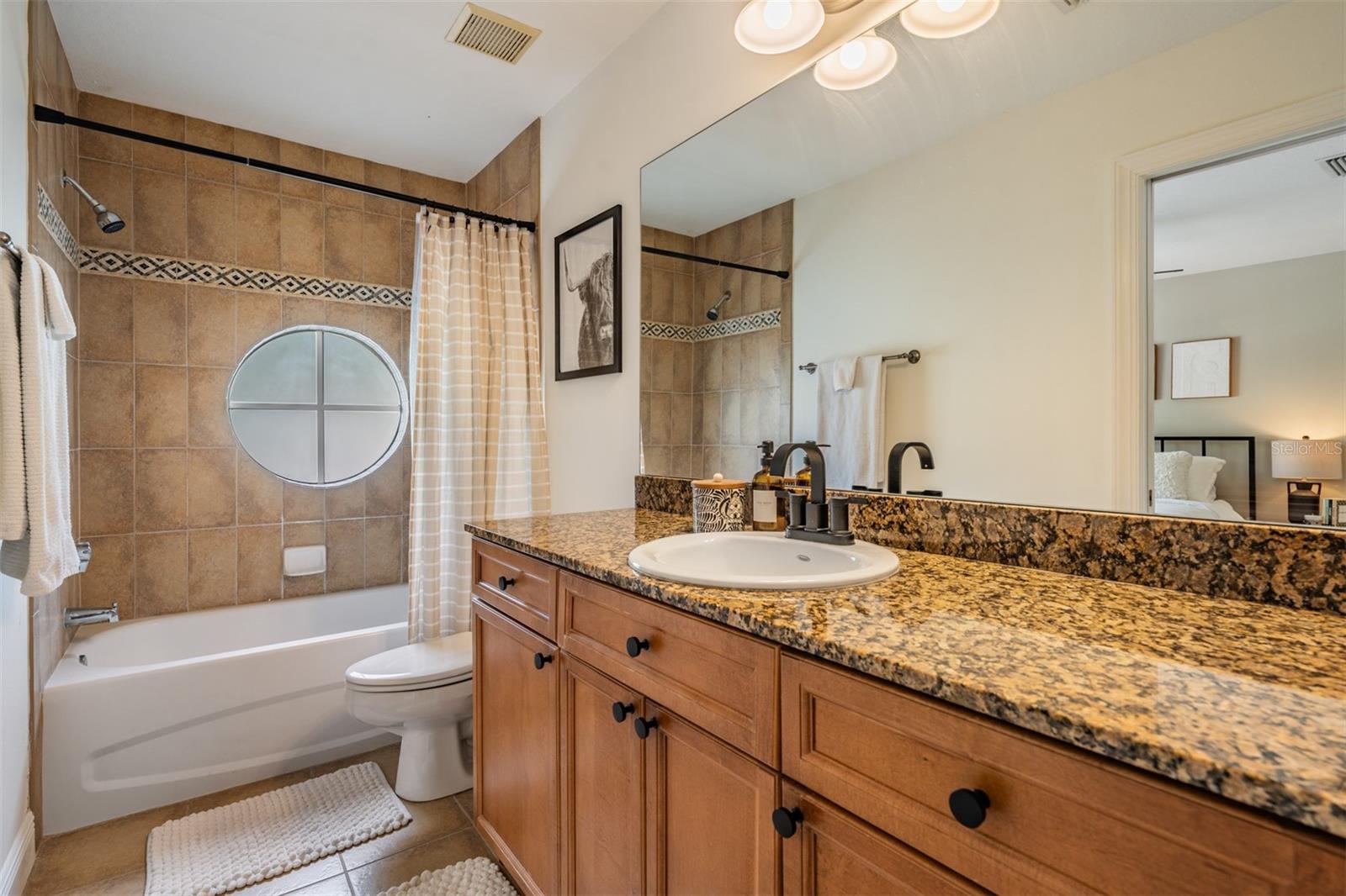 415 BARCELONA DR — photo 28