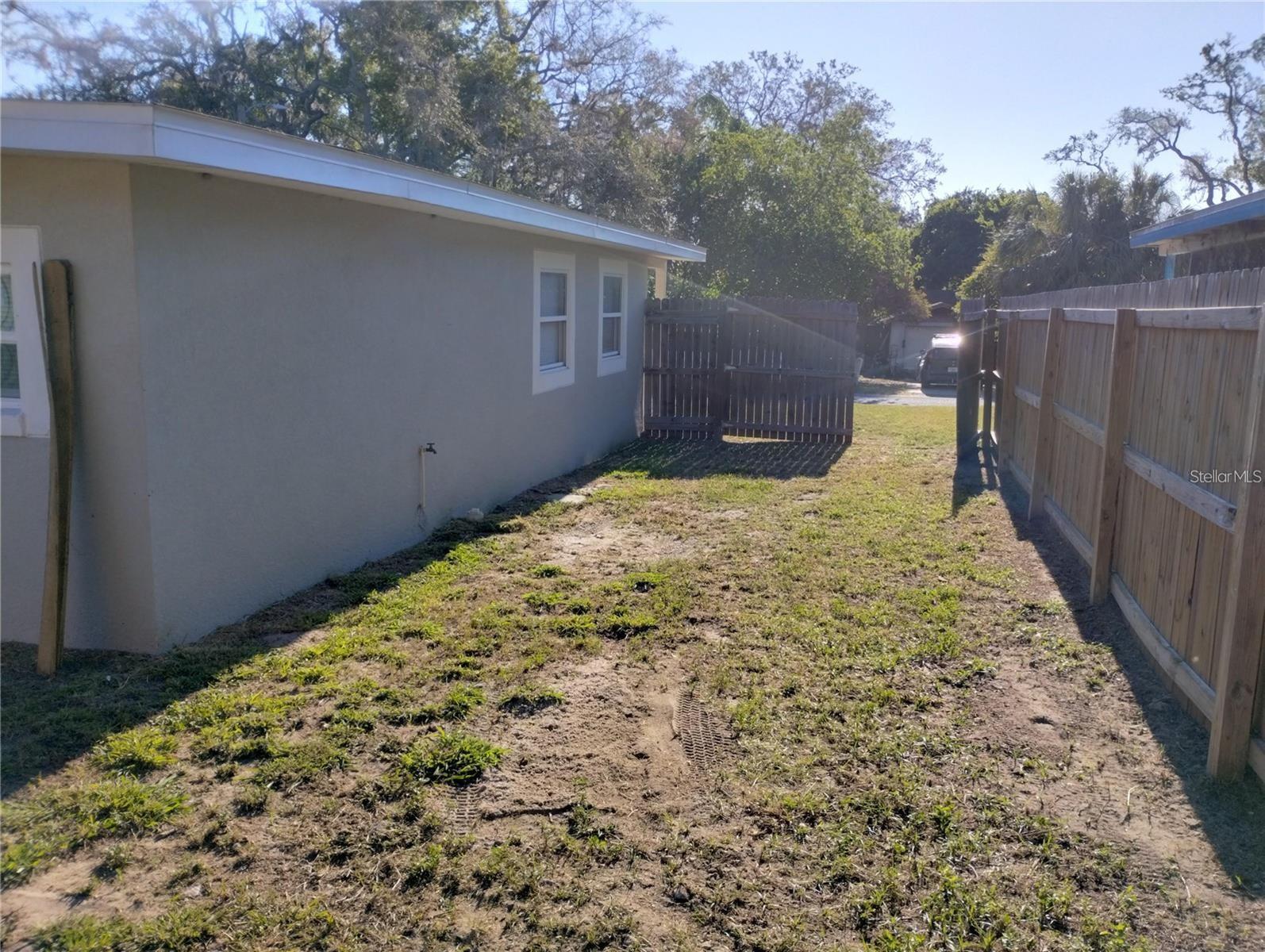 7039 LENOX DR — photo 19