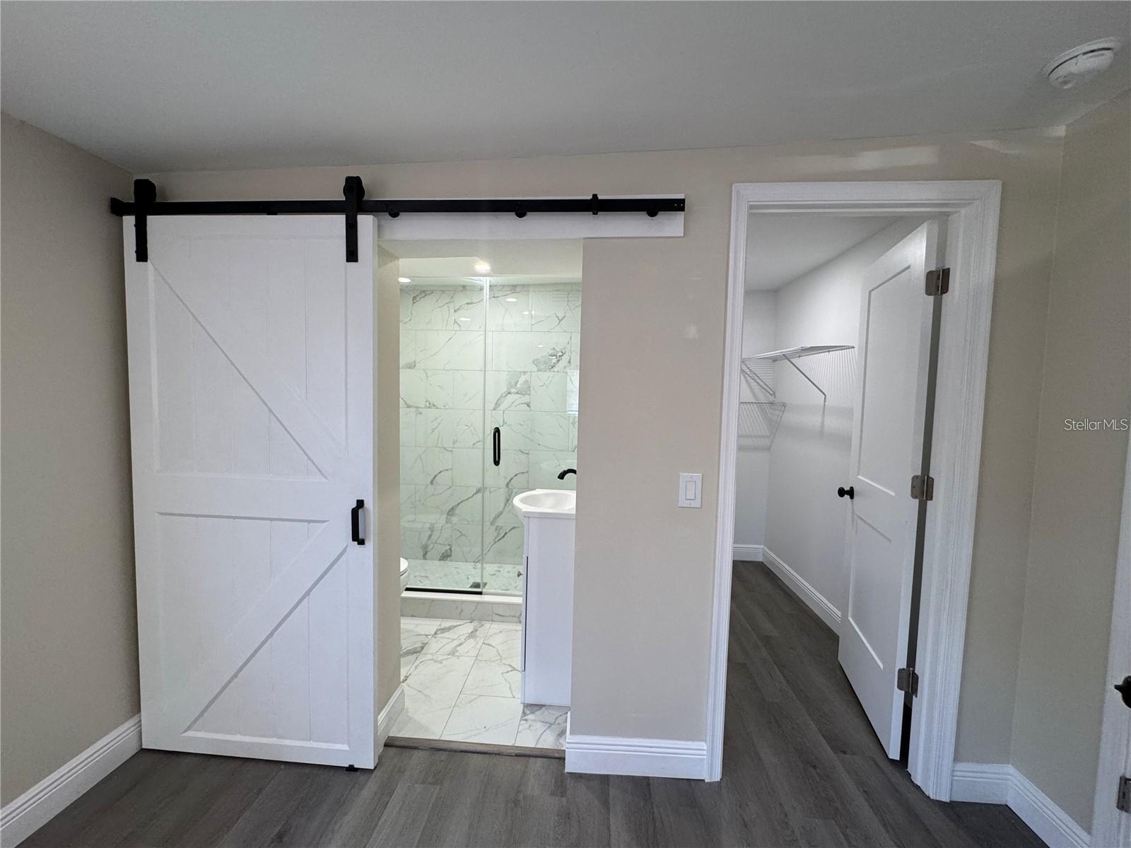 7039 LENOX DR — photo 8