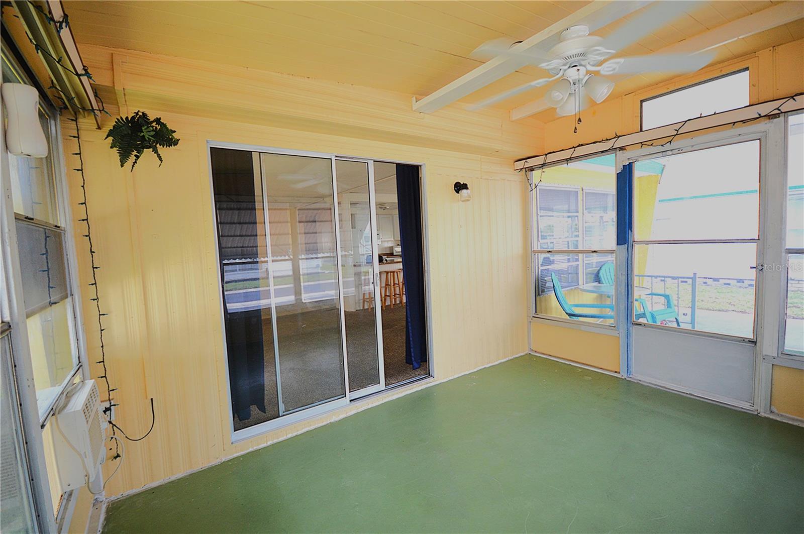 115 RACHEL DR — photo 17