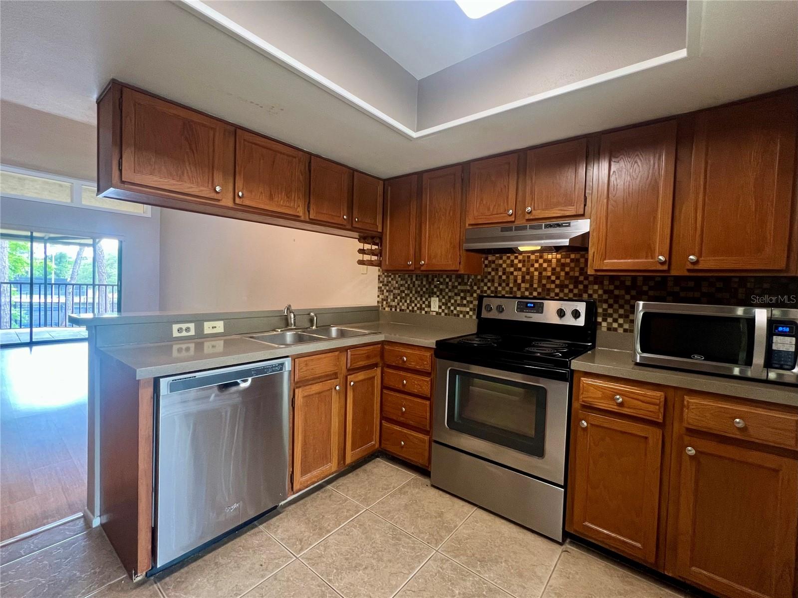 142 WOODLAKE WYNDE #48 — photo 4