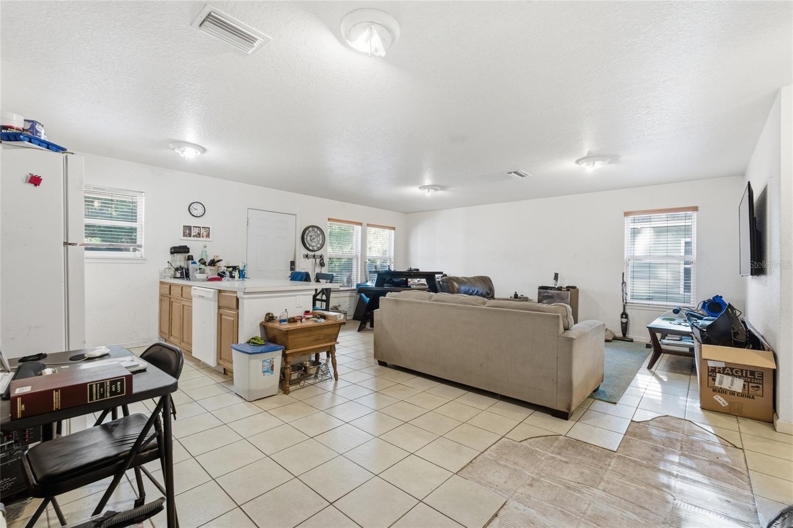 8439 RADIO LN — photo 5