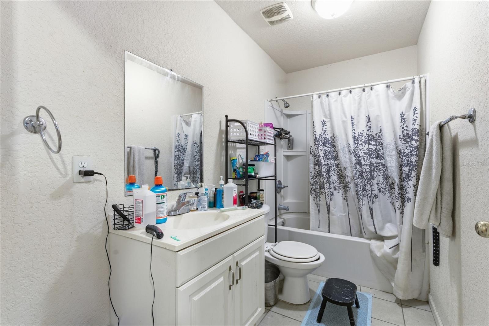 8439 RADIO LN — photo 24