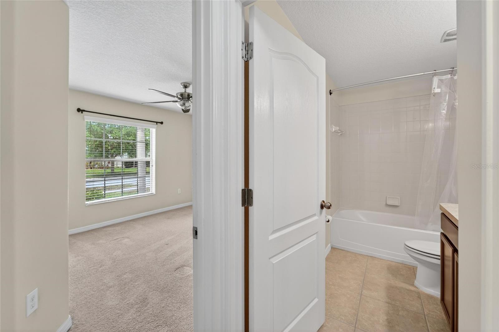 13128 ROYAL PINES AVE — photo 34