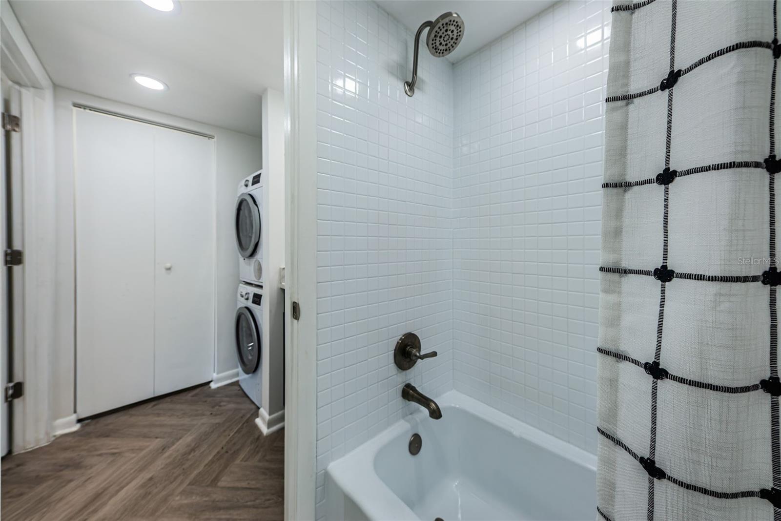 781 VILLAGE LAKE TER N #101A — photo 22