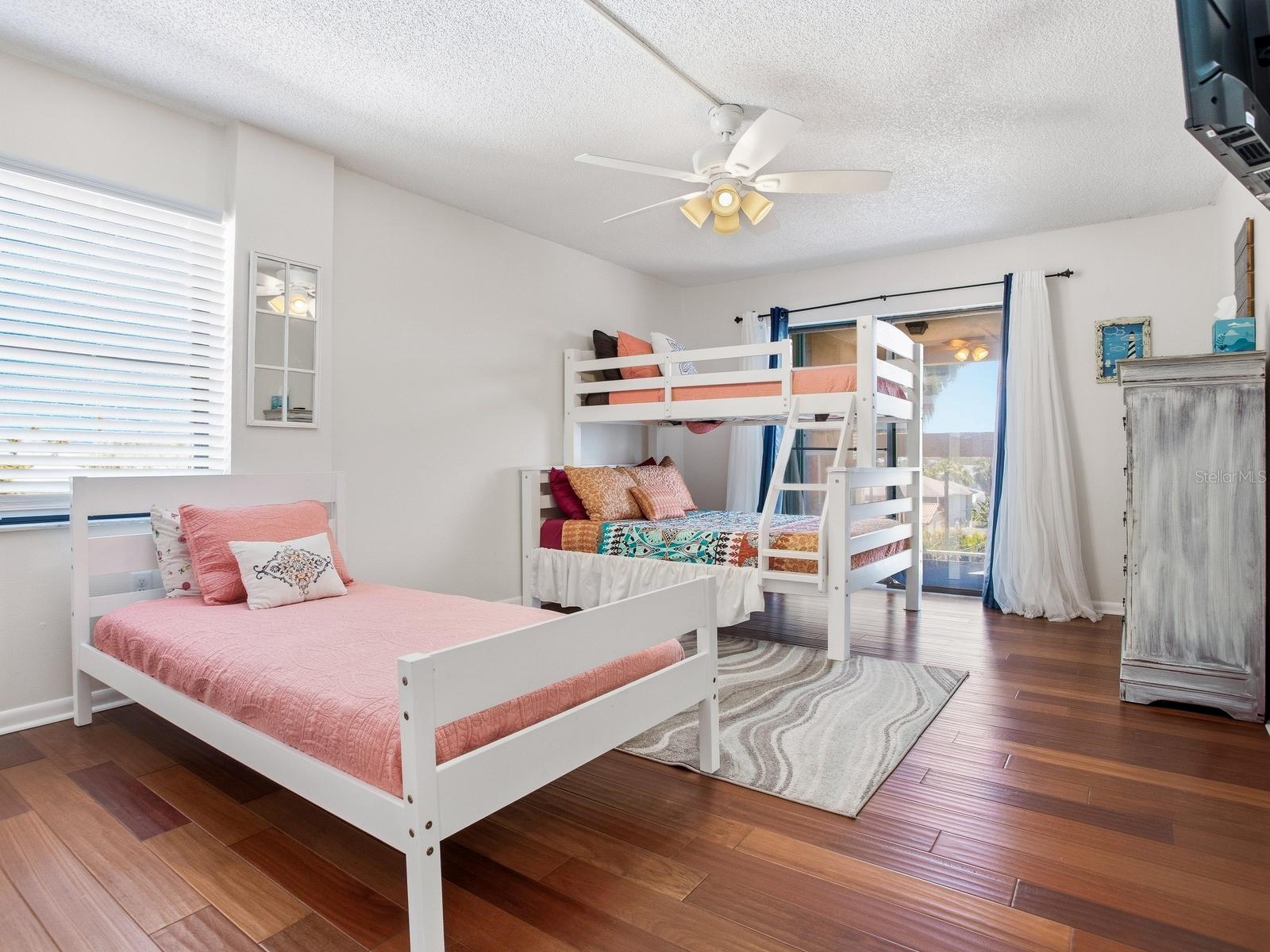 1005 GULF BLVD #10 — photo 43