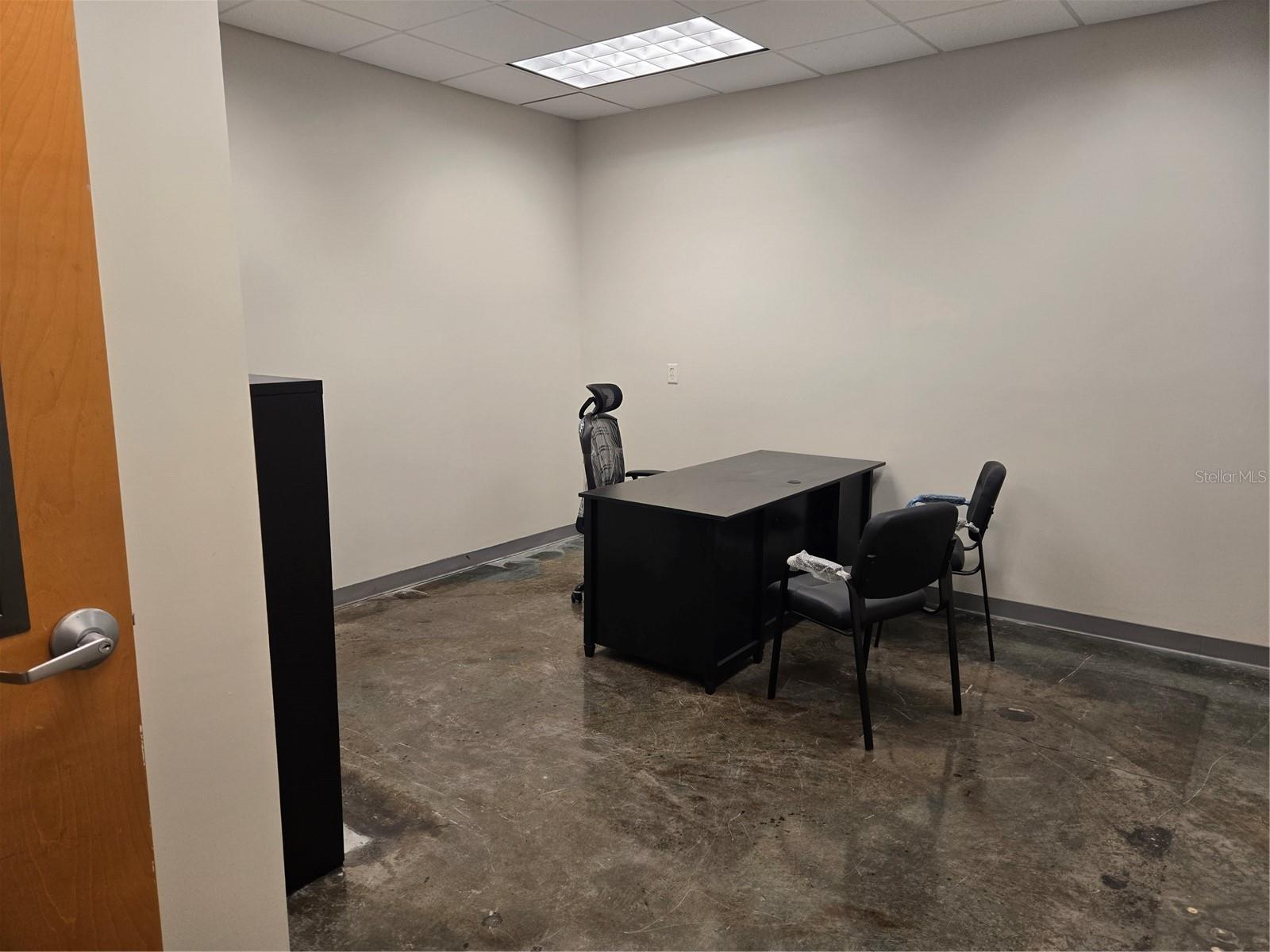 14202 N NEBRASKA AVE #14202 — photo 3