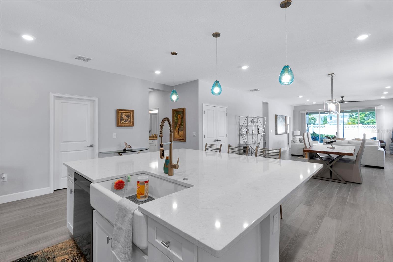 5344 WISHING ARCH DR — photo 3