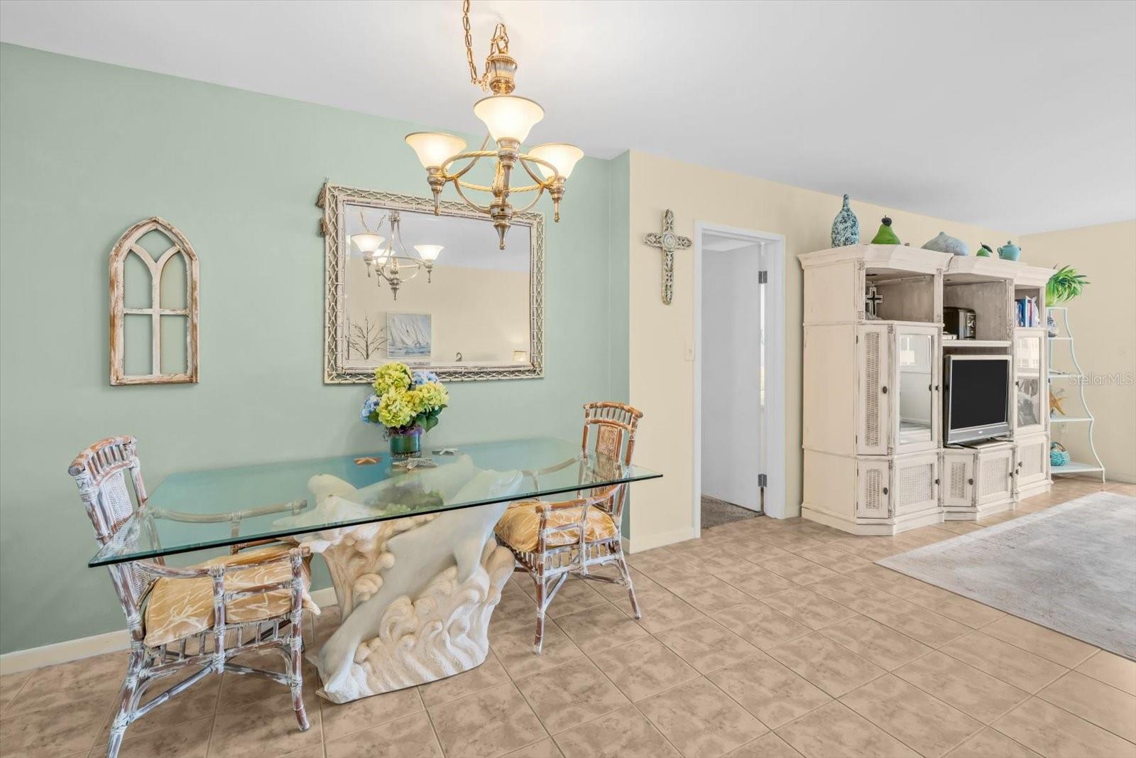 5108 BRITTANY DR S #607 — photo 11
