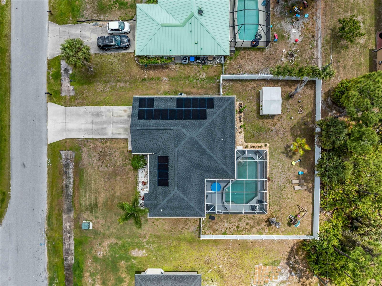 1729 MILAN ST — photo 3