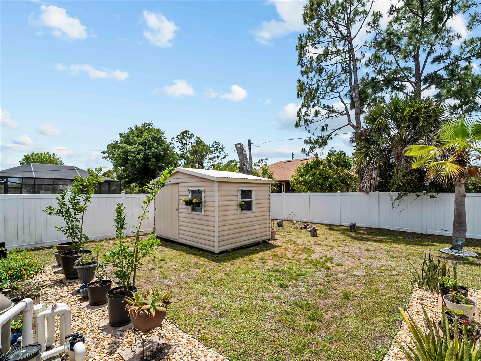 1729 MILAN ST — photo 50