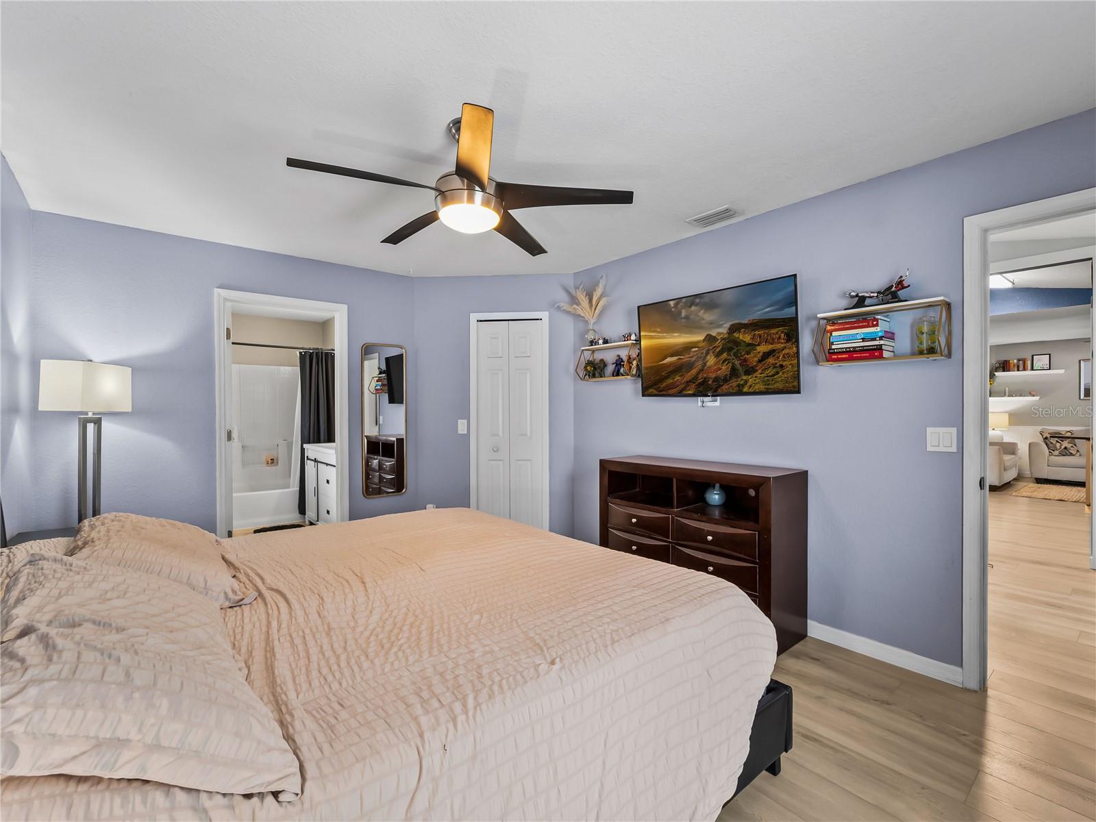 1729 MILAN ST — photo 42