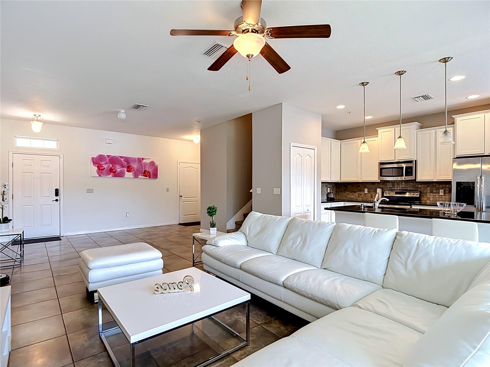 8615 ANDALUCIA FIELD DR — photo 10
