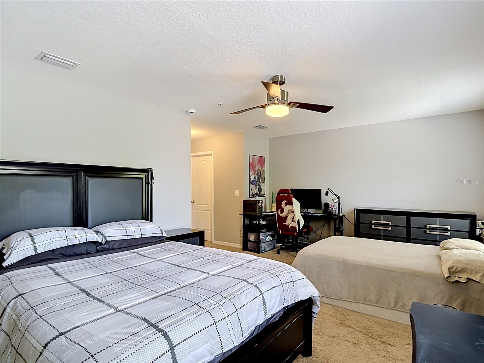 8615 ANDALUCIA FIELD DR — photo 21