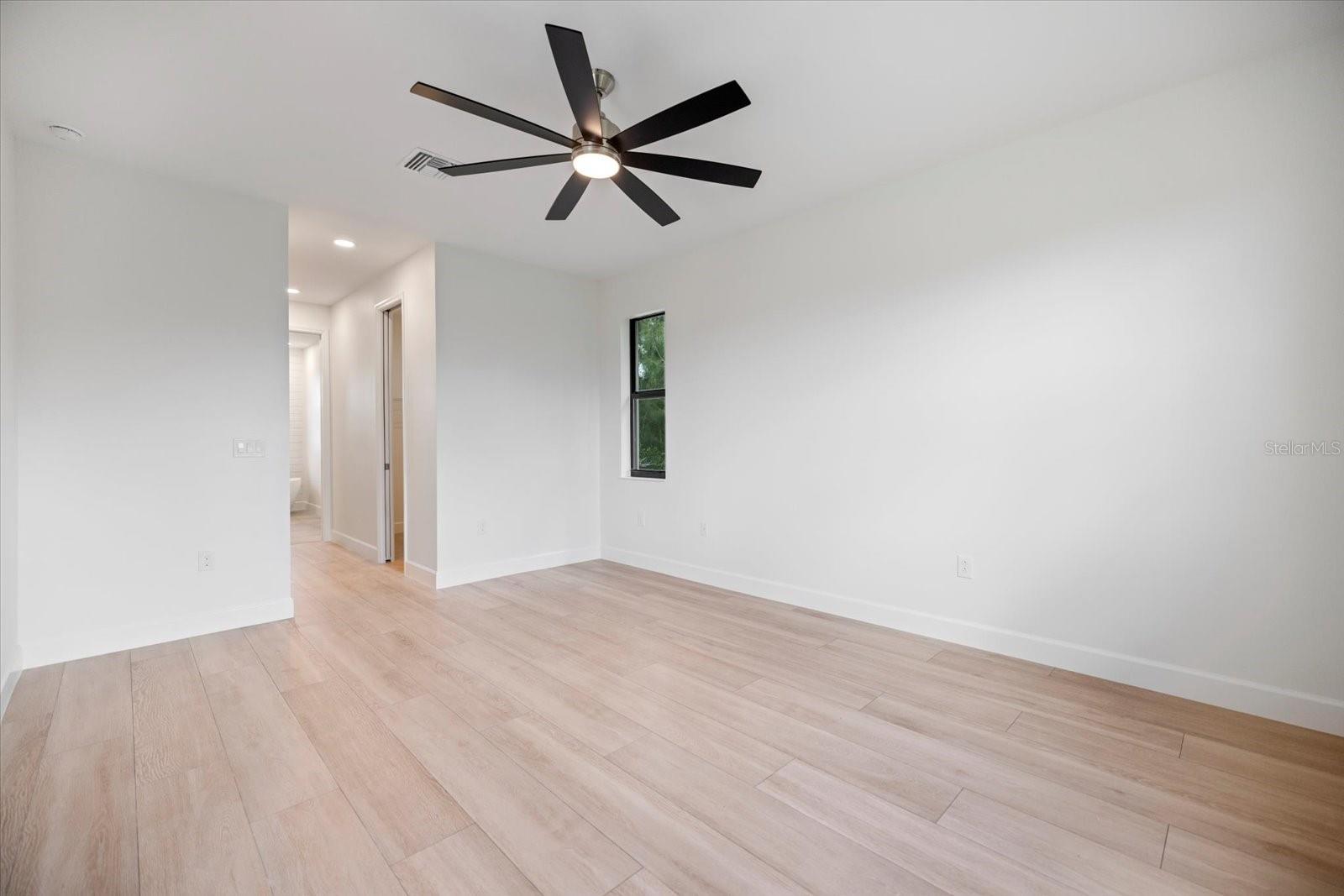 12134 MALLORCA AVE — photo 16