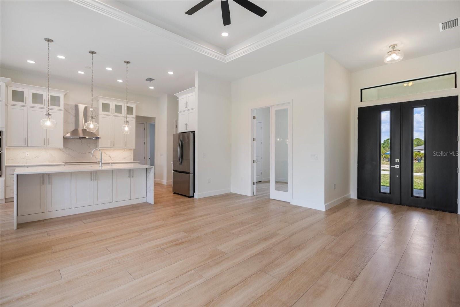 12134 MALLORCA AVE — photo 6