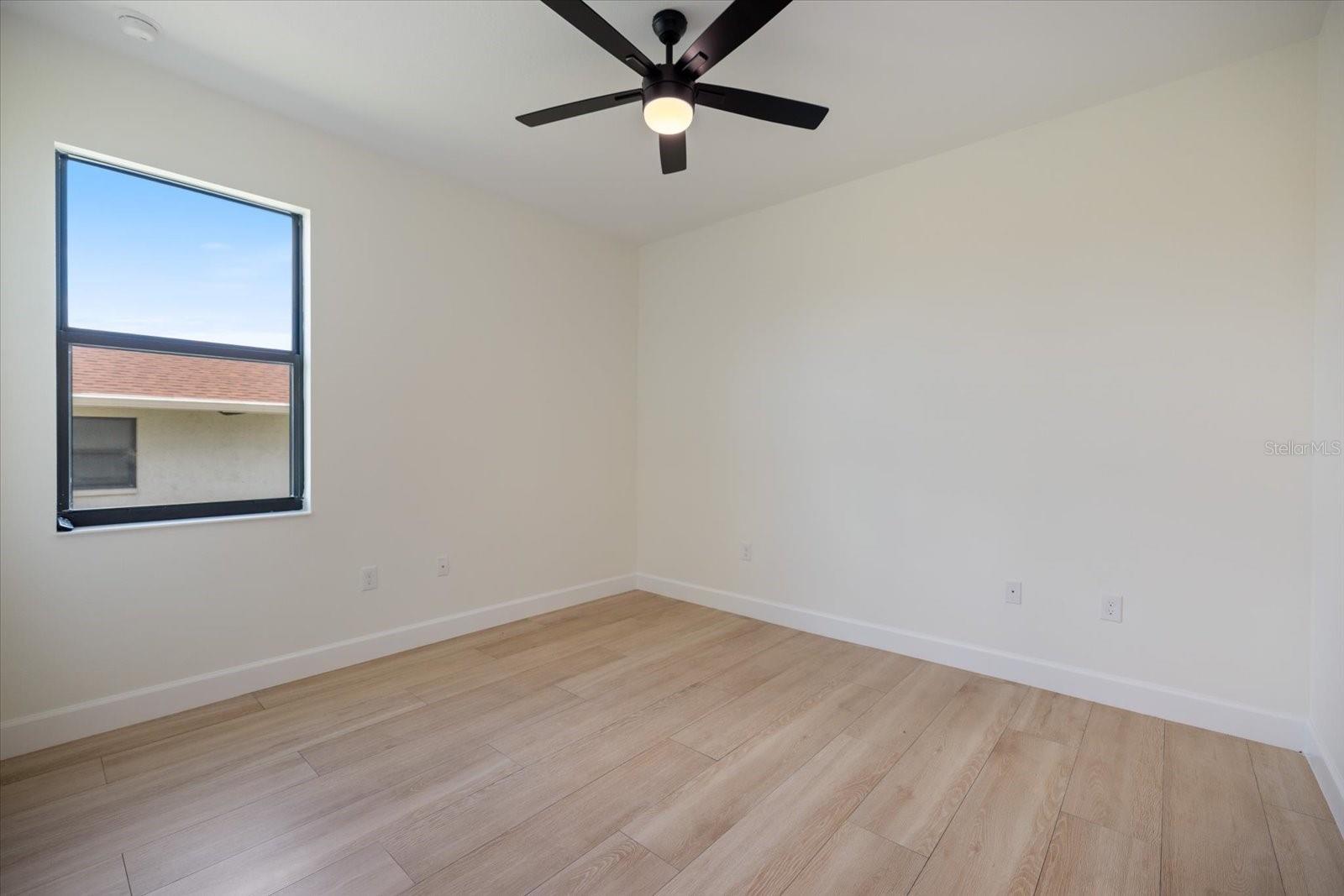 12134 MALLORCA AVE — photo 27