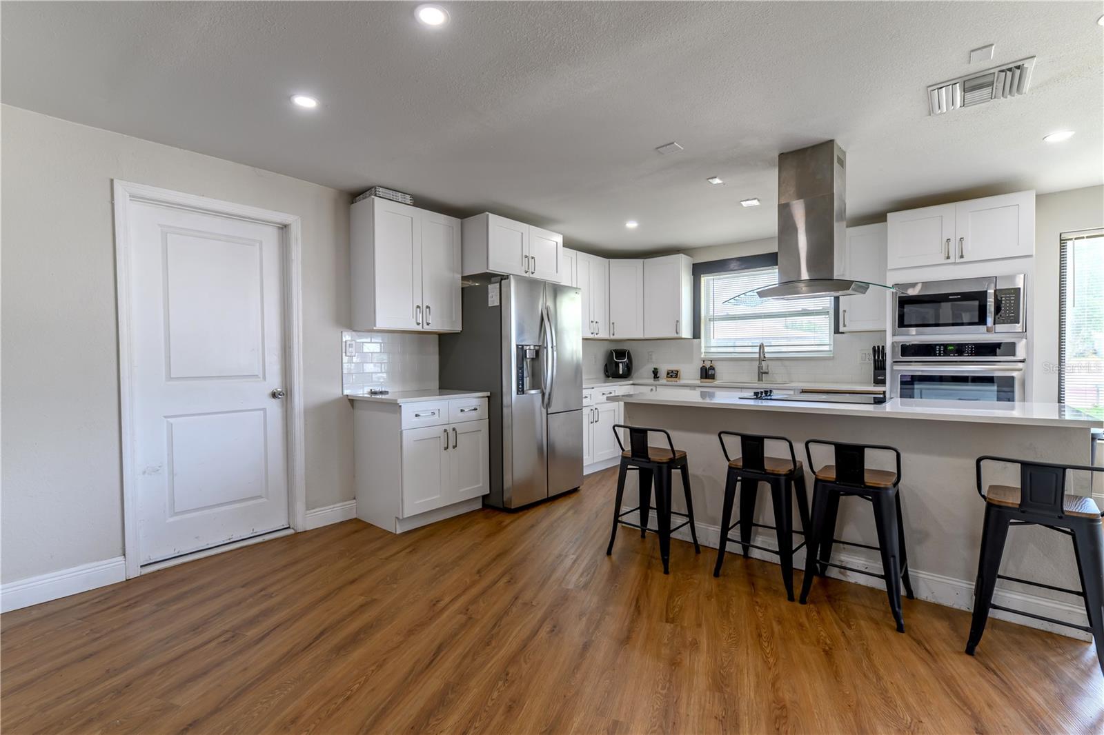 800 S KEENE RD — photo 4