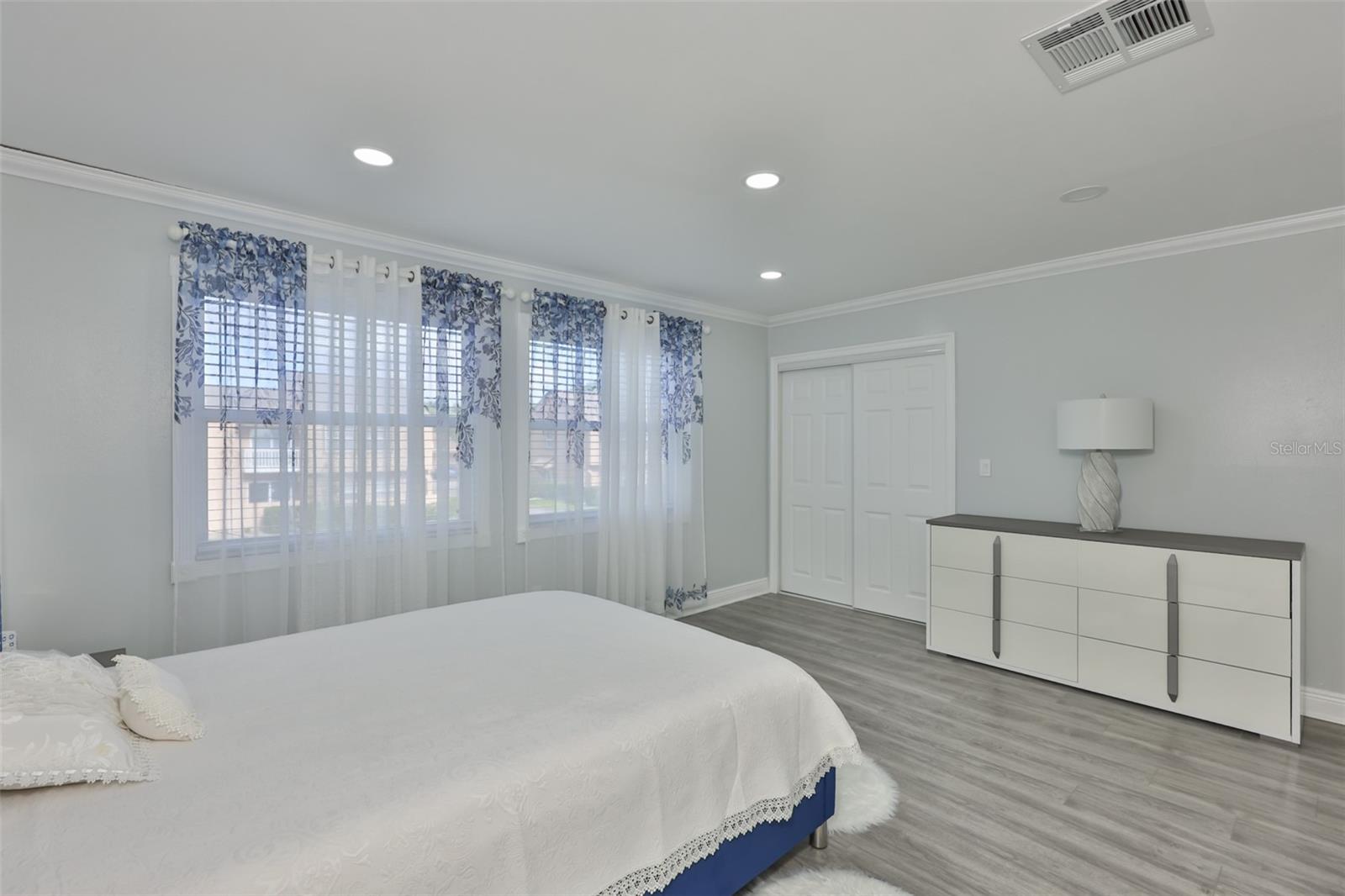 1865 CLEARBROOKE DR — photo 27