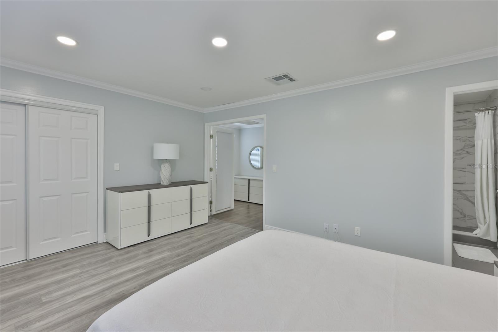 1865 CLEARBROOKE DR — photo 29