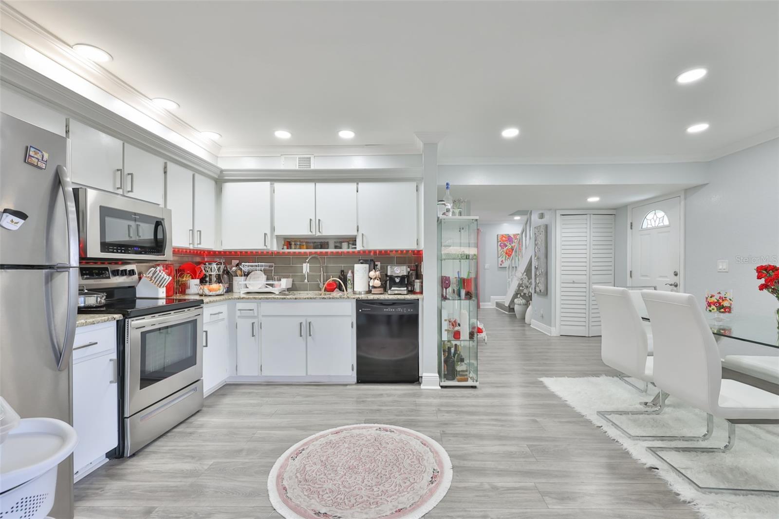 1865 CLEARBROOKE DR — photo 14