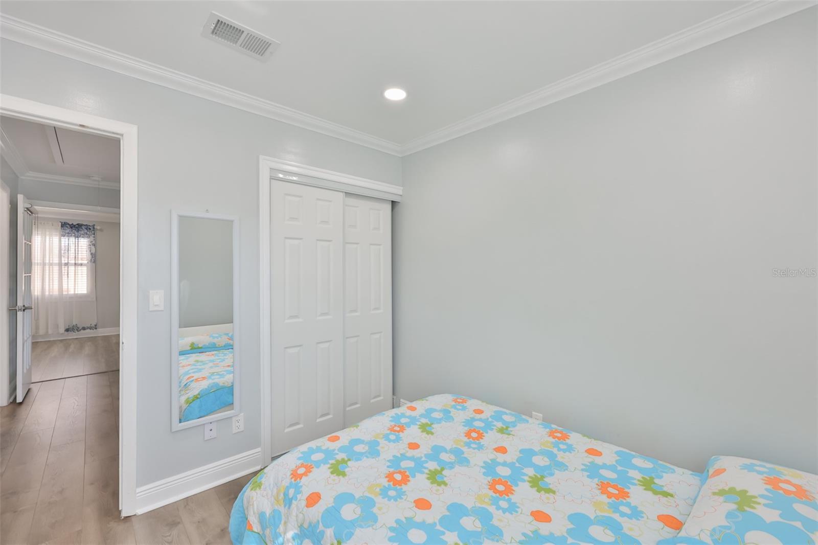 1865 CLEARBROOKE DR — photo 35
