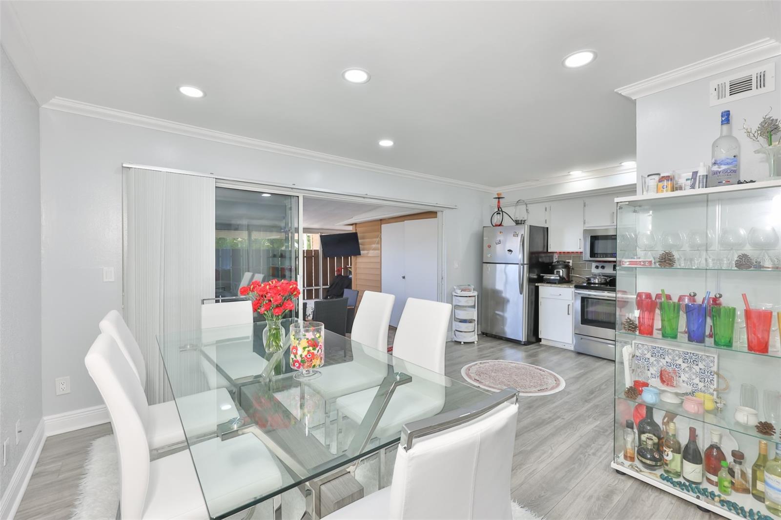 1865 CLEARBROOKE DR — photo 16